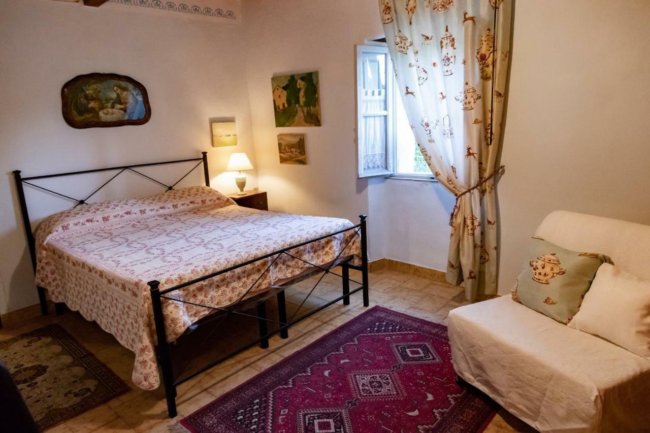 Вілла La Casa Rosa Vitiano Екстер'єр фото
